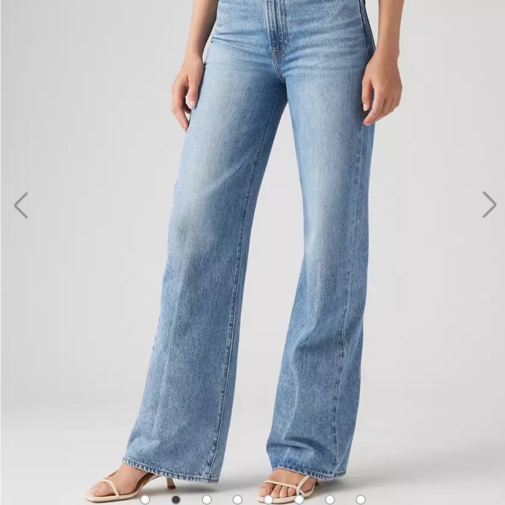 Levi’s Wide Leg